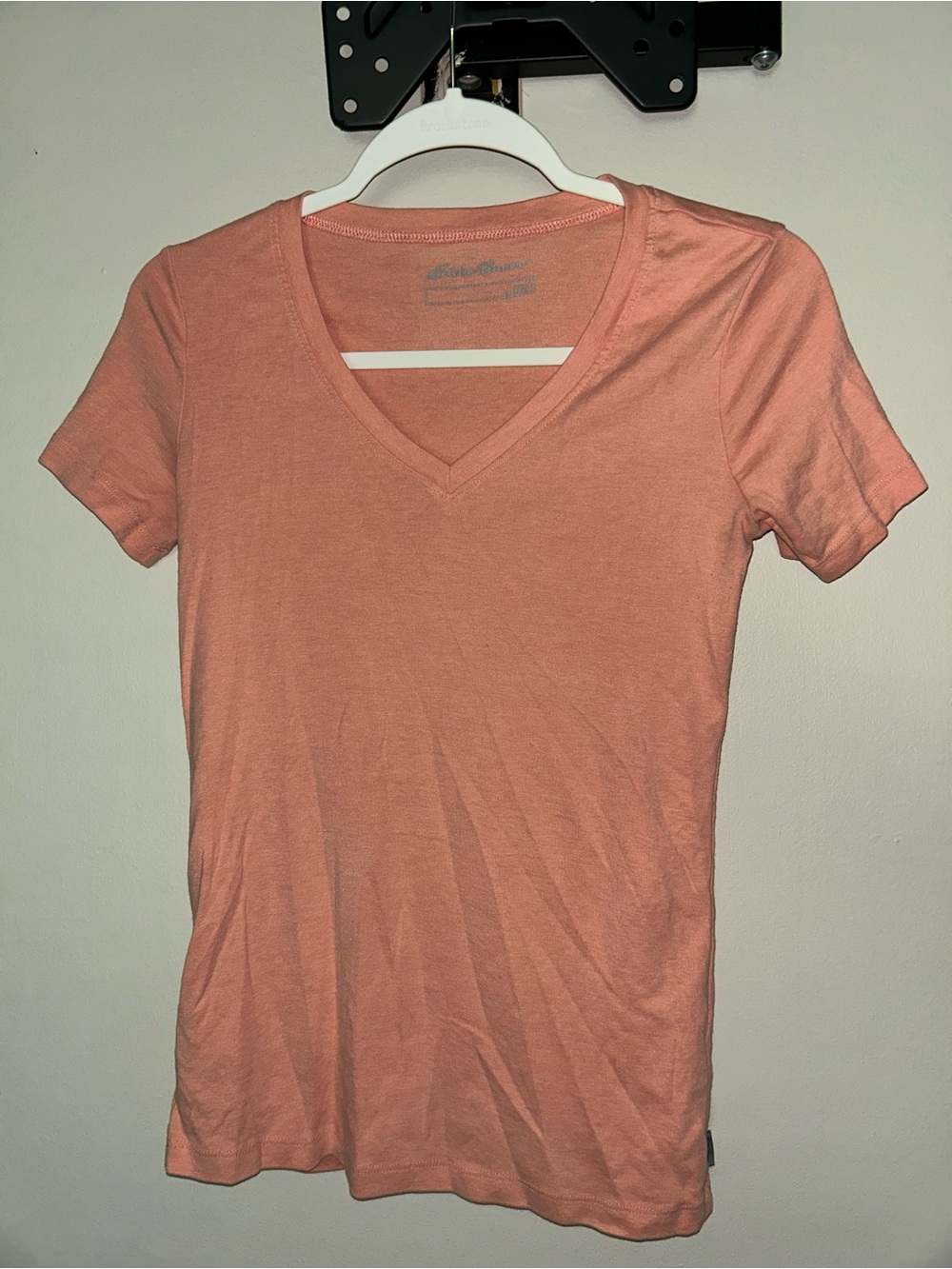Eddie Bauer Peach V-Neck Short Sleeve Tee